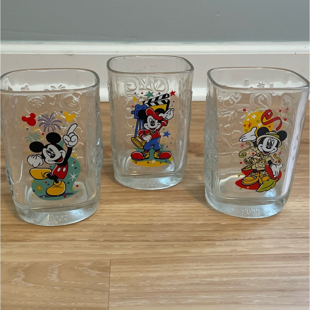 Mickey Mouse Square McDonalds 2000’s Glass Cups Set Of 3 Collectible Walt Disney